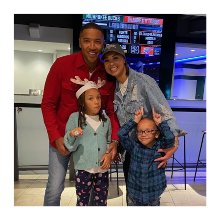 Devon Norwood and family