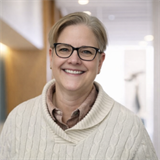 Headshot of Karina Willes